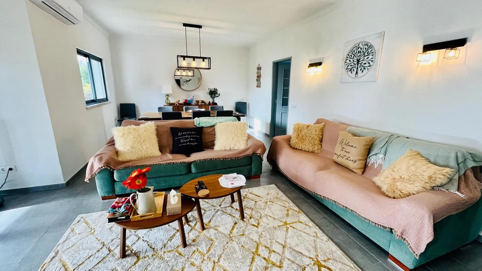 Villa Oasis 4-Bedroom Retreat With Pool In Vilamoura Quarteira