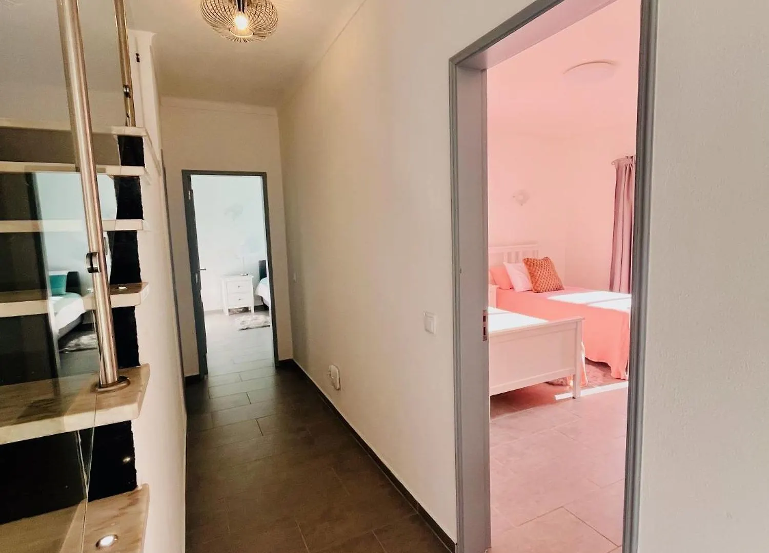 Villa Oasis 4-Bedroom Retreat With Pool In Vilamoura Quarteira
