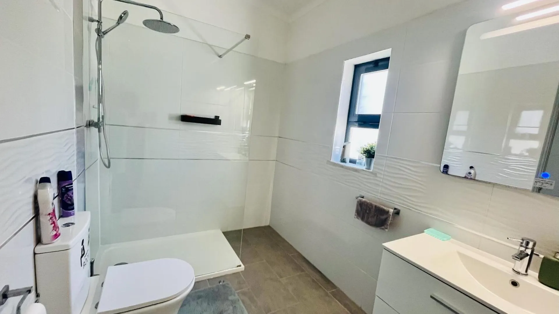 Villa Oasis 4-Bedroom Retreat With Pool In Vilamoura Quarteira 0*,  Portugal
