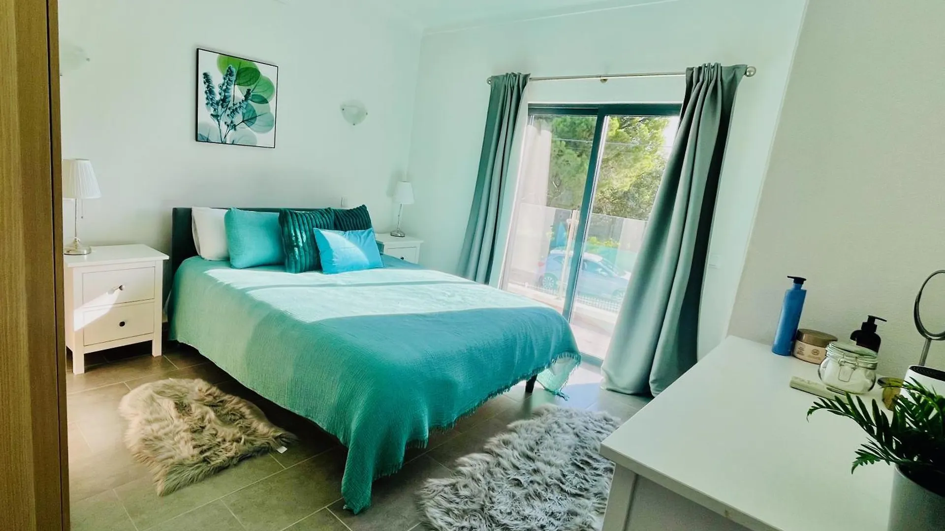 Villa Oasis 4-Bedroom Retreat With Pool In Vilamoura Quarteira 0*,  Portugal